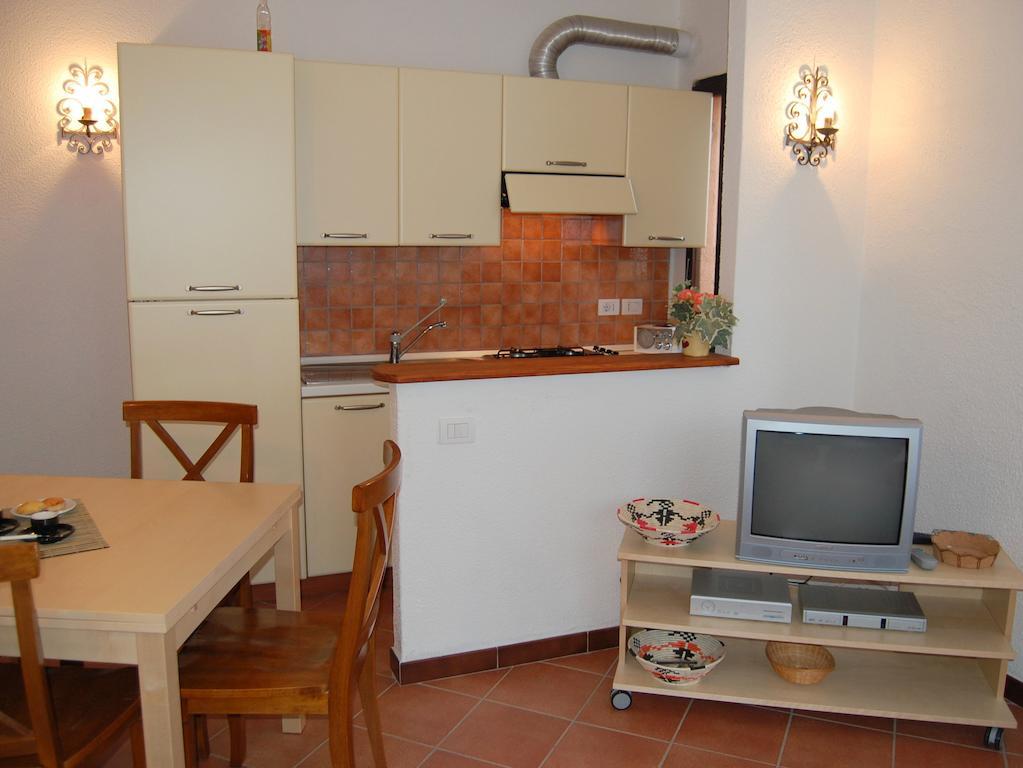 Appartamenti Brezza Di Mare Monte Nai Room photo